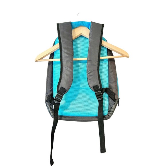 Skylanders Giants Holographic Small Kid Backpack Grades K-5 School - Picture 2 of 7